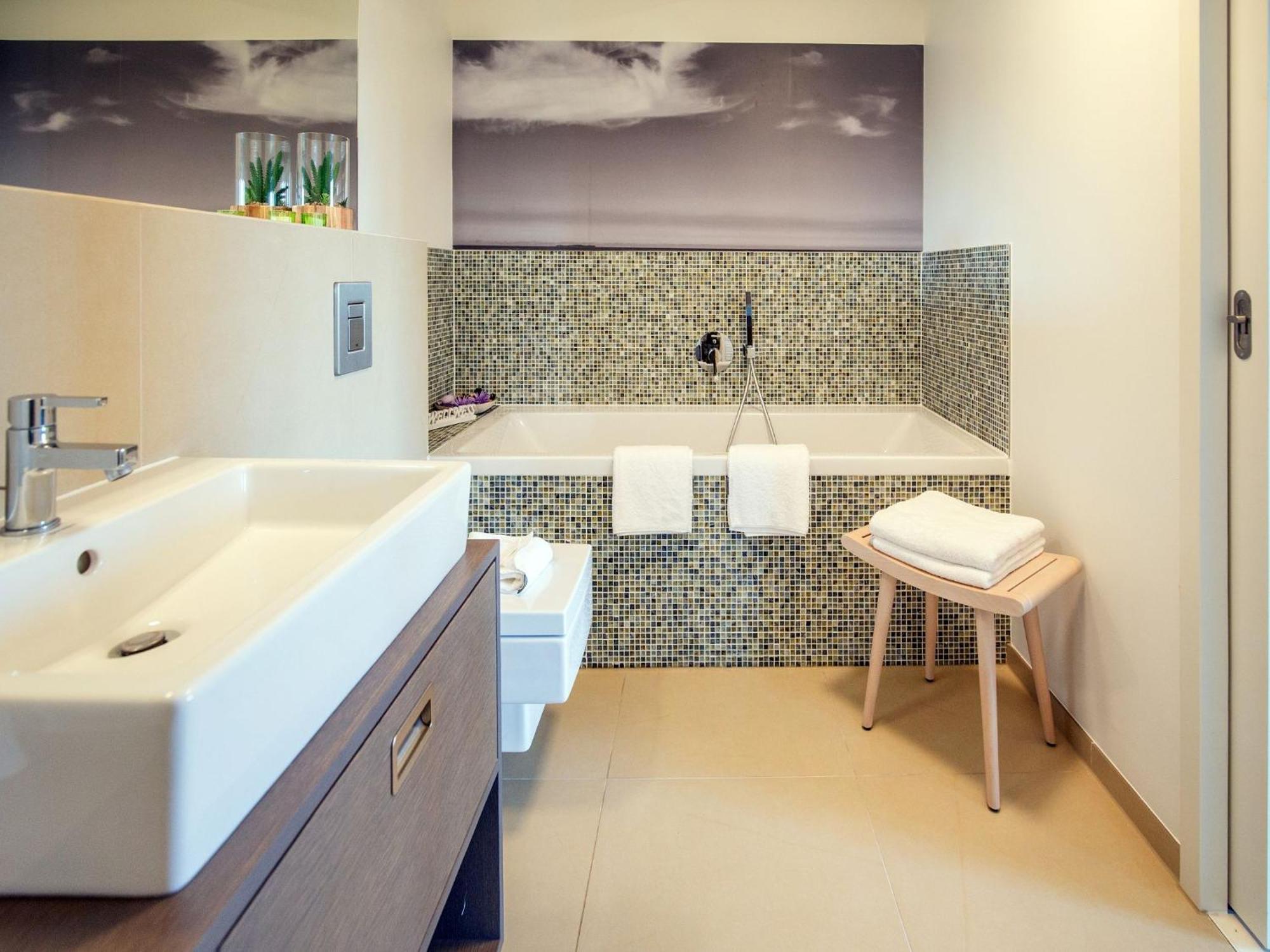 Duenenresidenz Prora - Ferienwohnung Mit Meerblick, 2 Schlafzimmern, Sauna Und Balkon Np-404 บินซ์ ภายนอก รูปภาพ